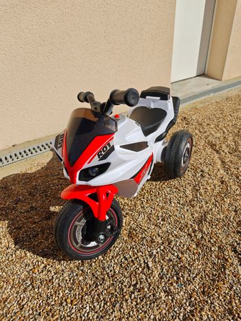 Moto / trotteur