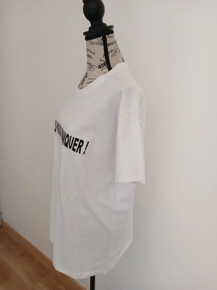t shirt blanc M tbe floqué "tu vas ns manquer" - photo numéro 2
