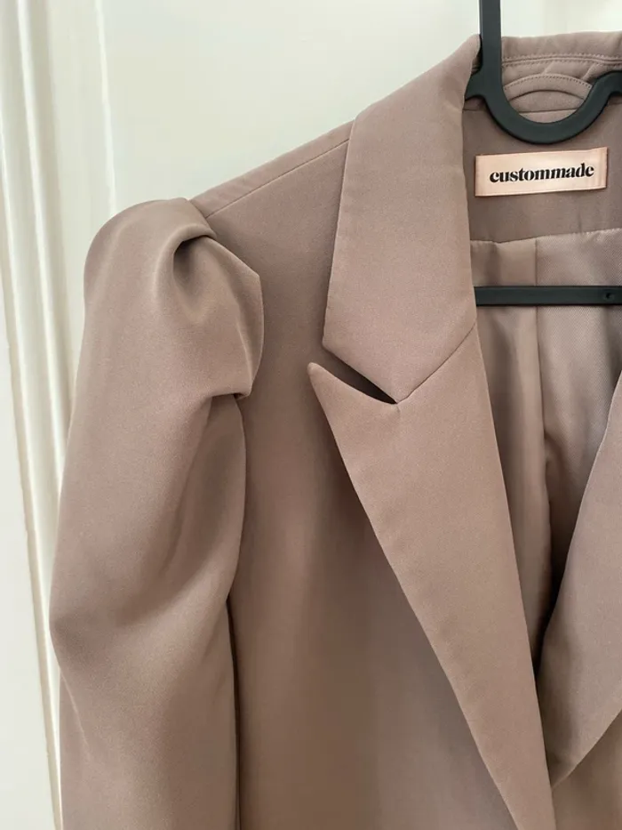 Blazer taupe à épaulettes Custommade - photo numéro 2