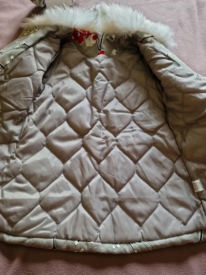 Manteau avec béret - photo numéro 3