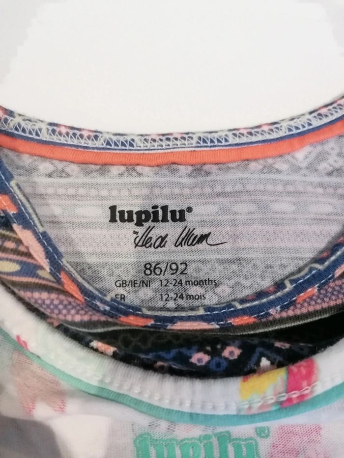 Lot 3 thee shirt et 1 legging T 12-24 mois 👶 - photo numéro 13