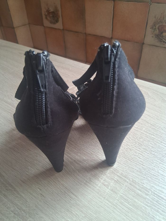 Talon femme - photo numéro 2