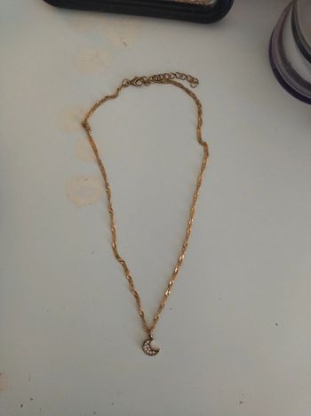 Collier doré lune