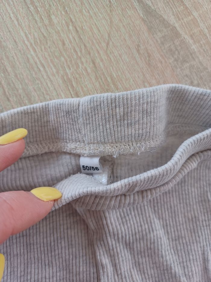 Legging 1 mois - photo numéro 3