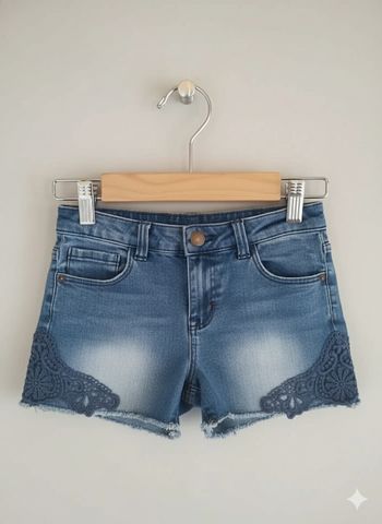 Jolie short en jean et dentelle 8 ans