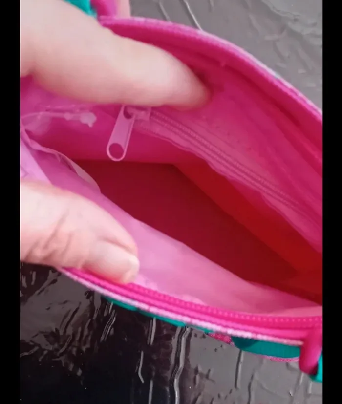 Superbe petit sac rose pour petite fille pour le goûter ou autre neuf - photo numéro 3