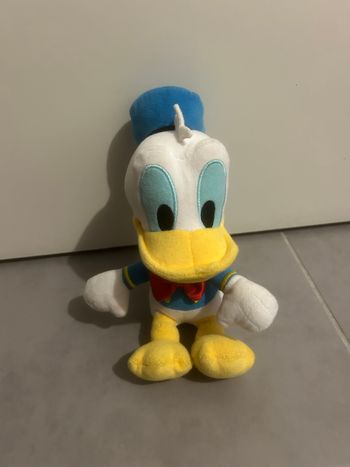 Peluche Donald acheté à Disney TBE