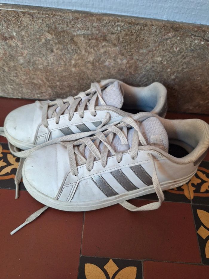 Baskets Adidas