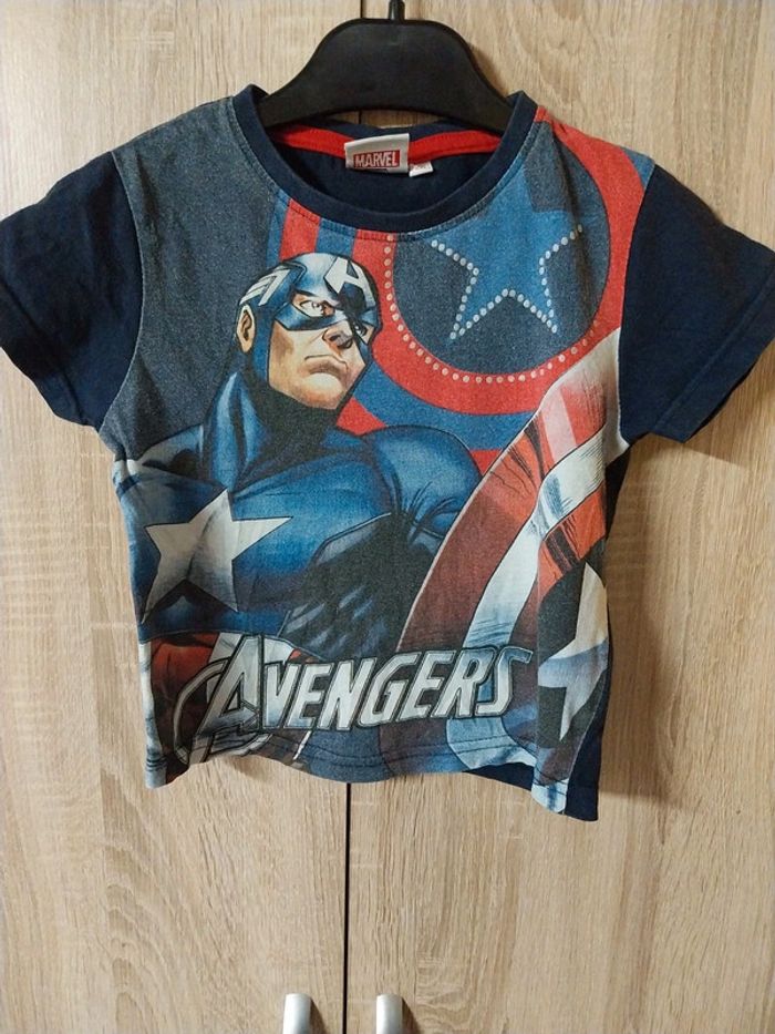 Lot de tee-shirts - photo numéro 2