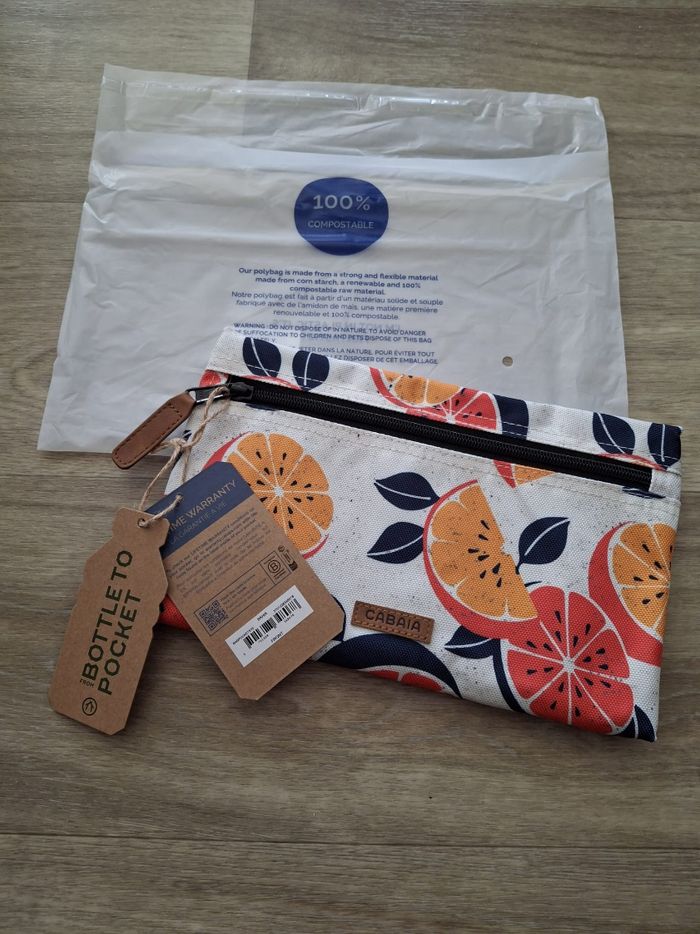 Pochette Cabaia