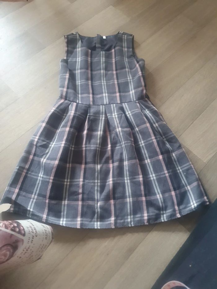 Robe 146 cm