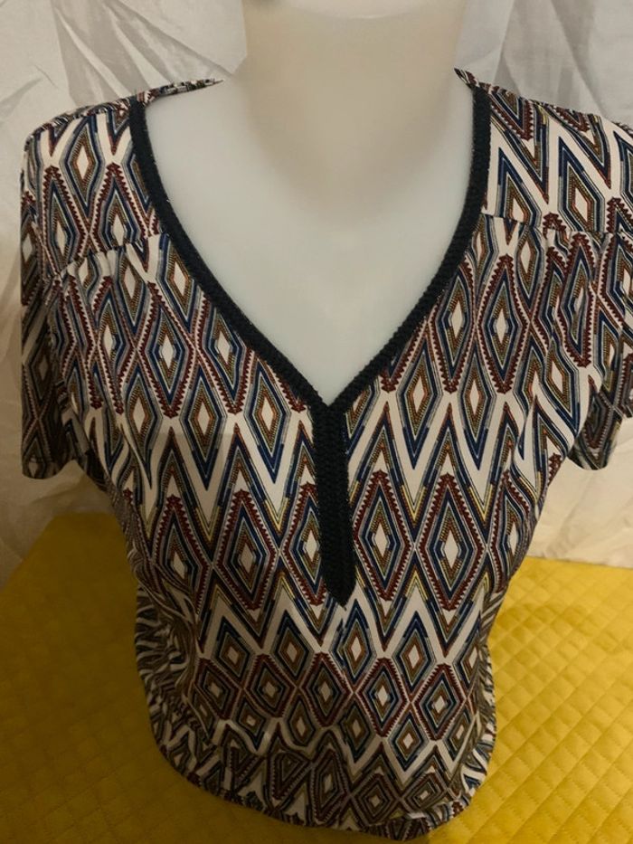 Blouse manches courtes motifs losange taille 36 - photo numéro 3