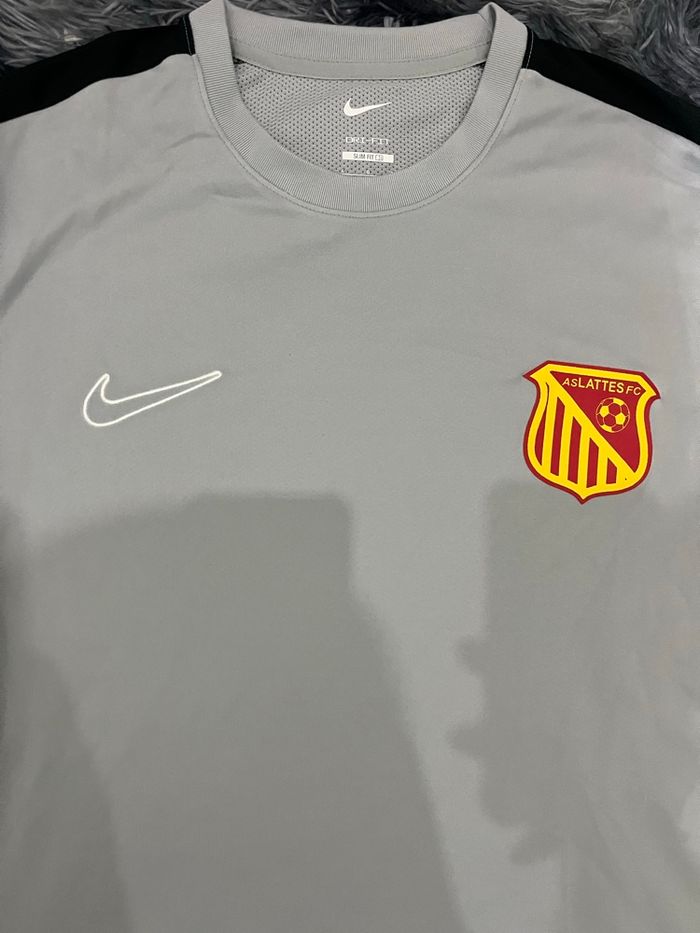 Maillot de foot Nike – Homme – Gris – Taille L – Neuf - photo numéro 3