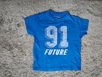 Tee-shirt taille 2-3 ans // 98 cm