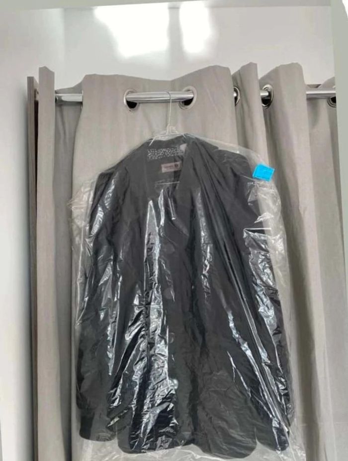 Manteau noir - photo numéro 3