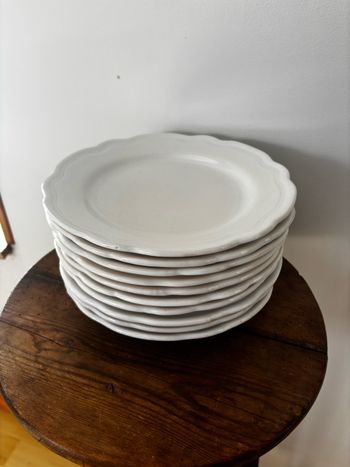 Lot de 10 assiettes À dessert blanches idéal pour fête ou décoration