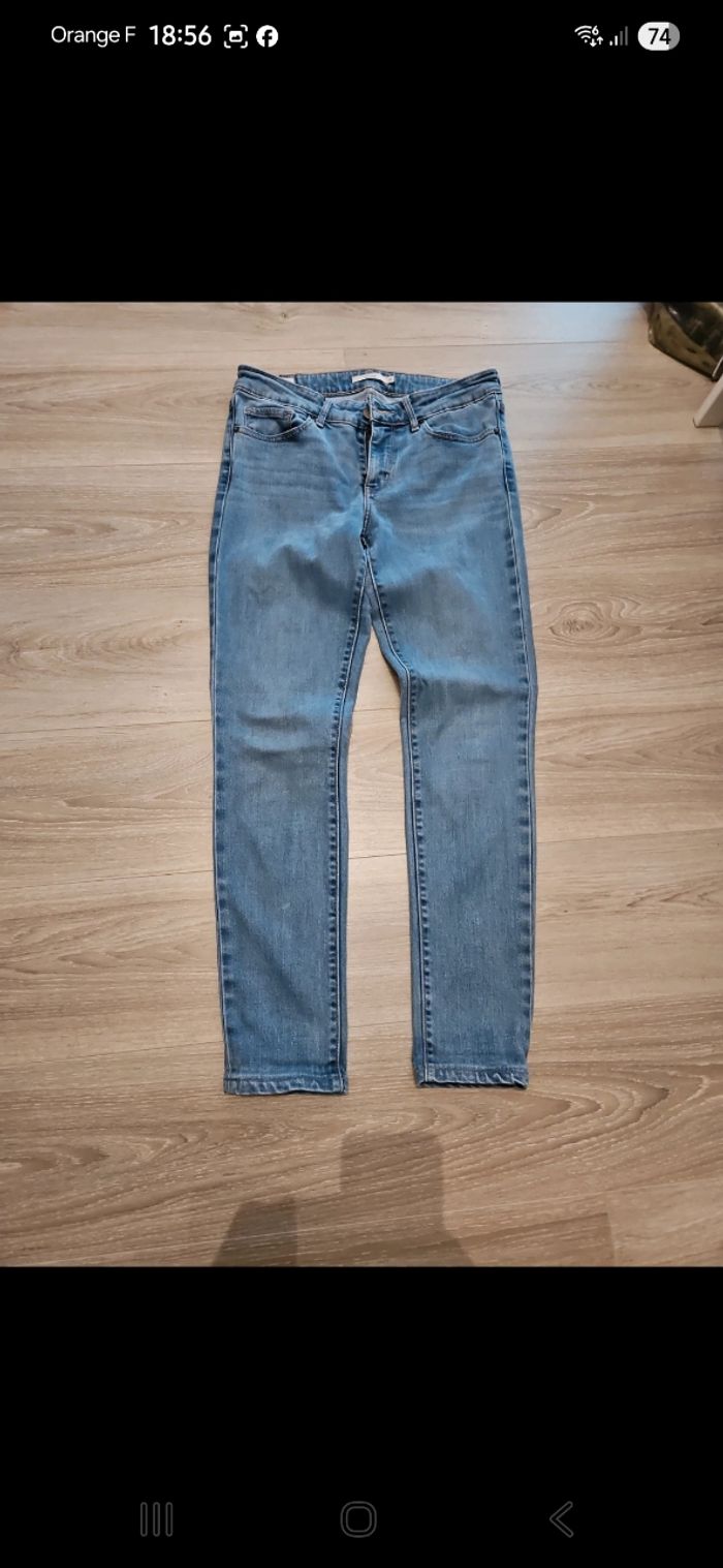 Jean levi's - photo numéro 3