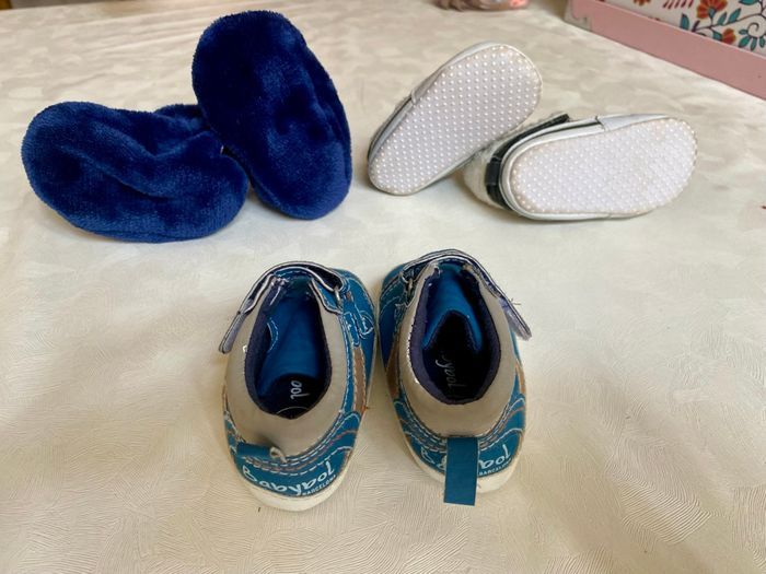 Chaussures et chaussons bébé, taille 18 - 19 - photo numéro 5
