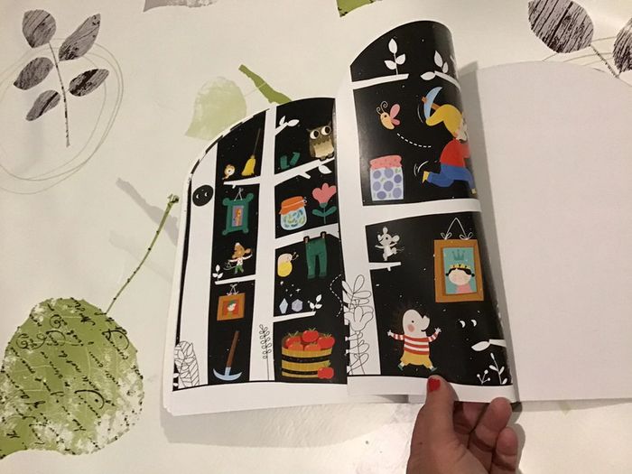 Livre histoire à raconter et décorer avec stickers gommettes Blanche neige - photo numéro 4