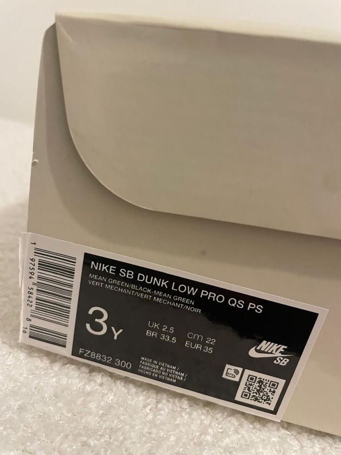 Dunk SB low super nana verte .Neuf. - photo numéro 9