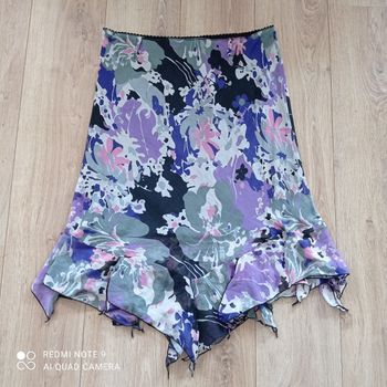 Jupe asymétrique à fleurs t42/44