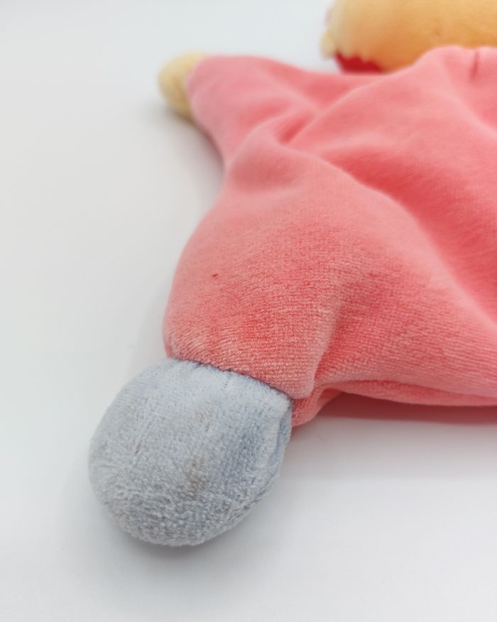Doudou semi plat NATTOU Babette fille lutin grelot NATTOU rose bleu rouge fleurs - photo numéro 4