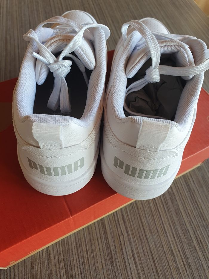 Superbe paire de  baskets Puma 🖤 - photo numéro 7