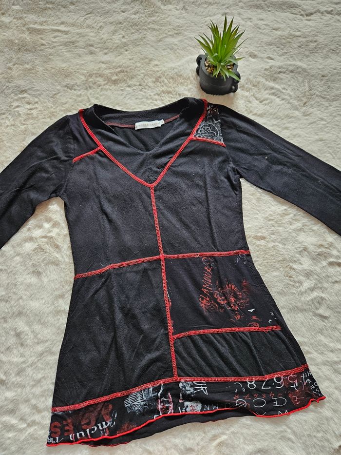 Top Noir Cache Cache - 38/M - photo numéro 2