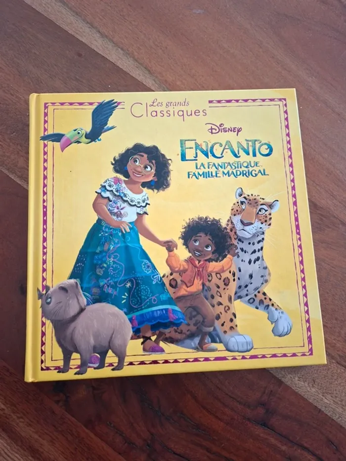Enfants la fantastique famille Madrigal Neuf