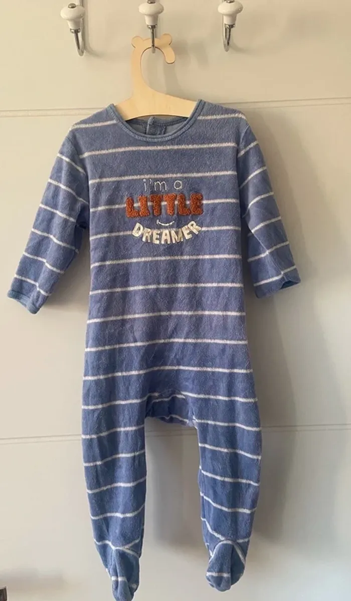 Pyjama rayé une pièce