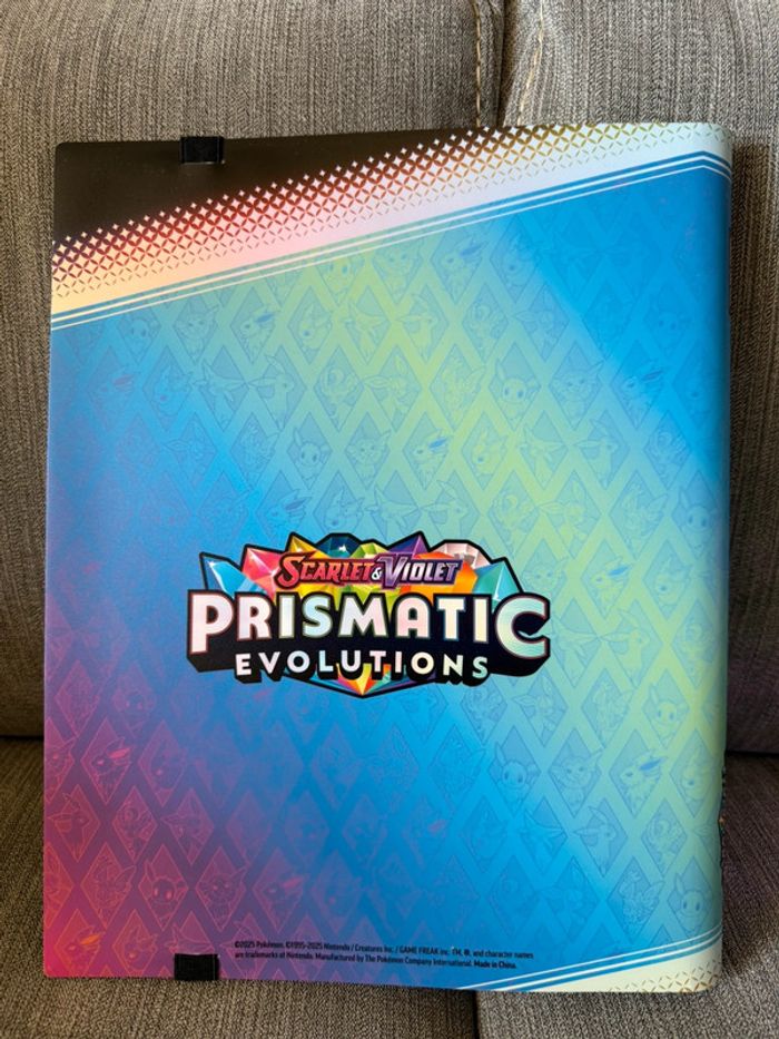 Classeur Pokémon évolutions prismatiques - photo numéro 2