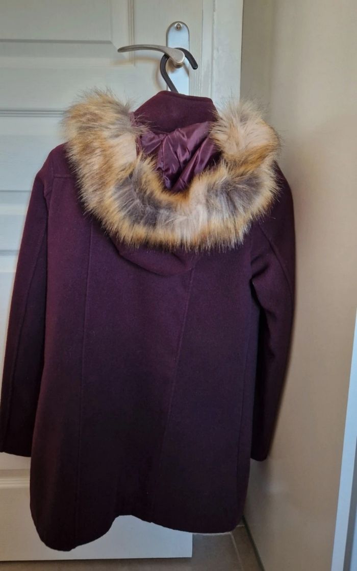 Manteau violet à fausse fourrure - photo numéro 3