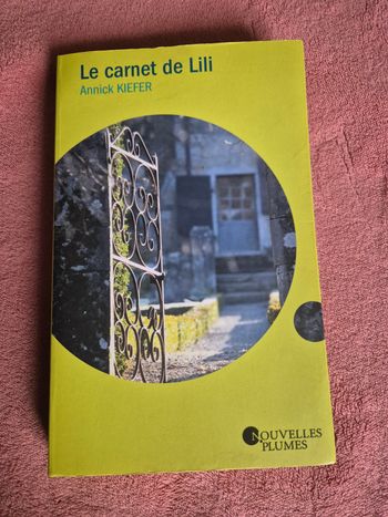 Livre titre Le carnet de Lili