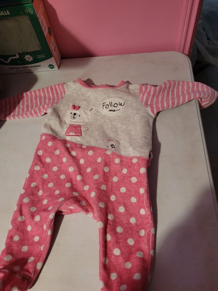 4 pyjamas fille 6 mois - photo numéro 2