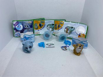 Lot de 4 surprises kinder natoons TR012 TR017 TR010