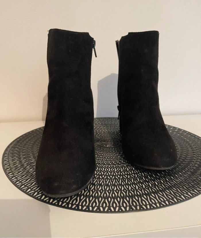 Bottines noir, effet velours, taille 38, Kiabi - photo numéro 2
