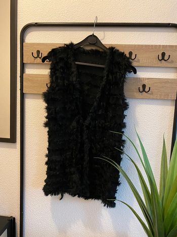 Gilet sans manche fausse fourrure noir 🖤 Boutique Parisienne