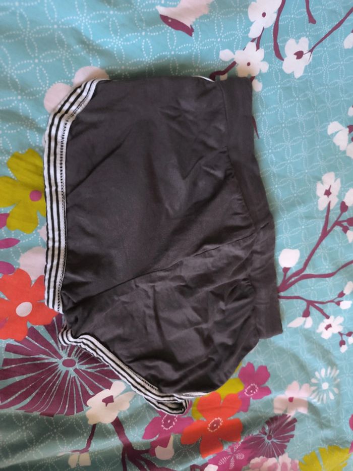 Short 10 ans - photo numéro 2