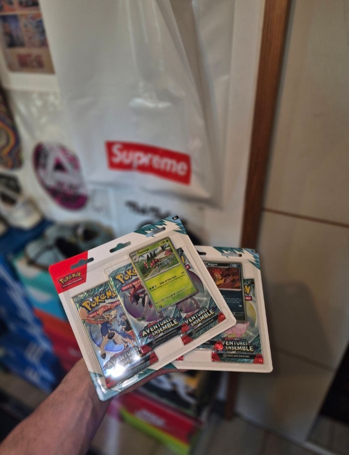 Pokemon 2 Tripack EV9 Aventures Ensemble FR