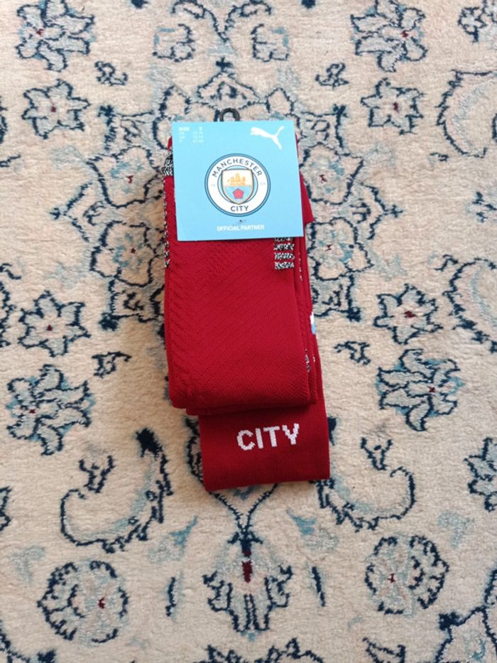 Chaussettes de foot Puma équipe Manchester City taille 47/49 authentique neuf