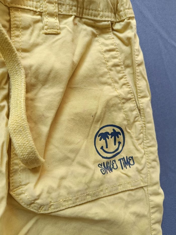 Short jaune 🎮 Taille 6 ans - photo numéro 3