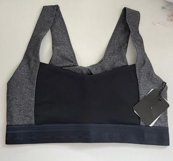 Brassière 