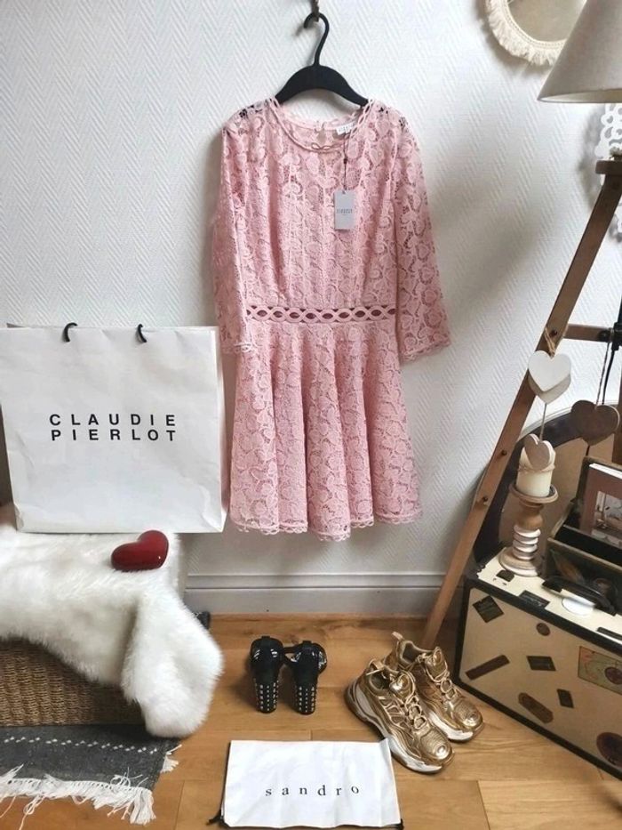 Magnifique robe en guipure bouton de Rose Cérémonie/ Mariage | Claudie Pierlot | prix boutique 265€ - photo numéro 11