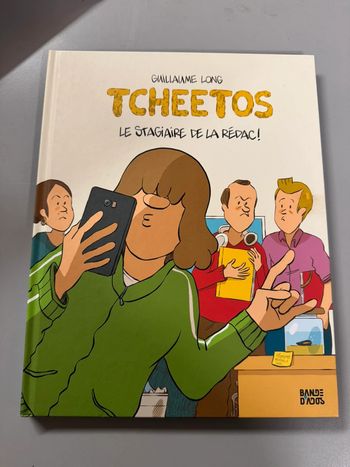 Livre Tcheetos: Le stagiaire de la rédac