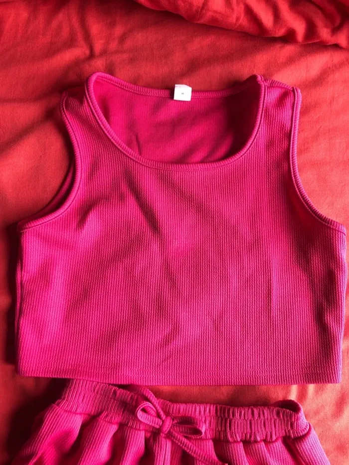 Ensemble short maillot - photo numéro 3