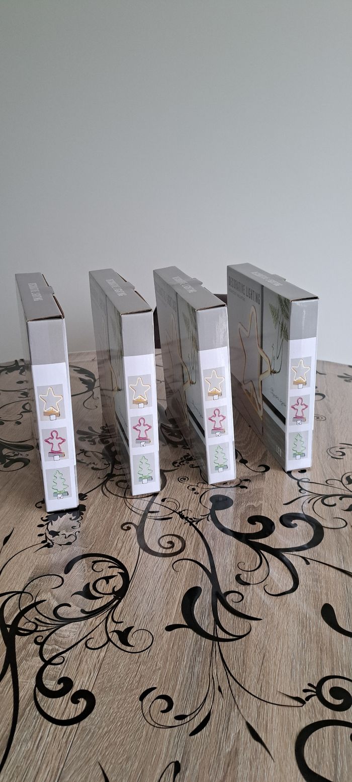 Eclairages décoratifs LED neufs anges et sapin - photo numéro 10