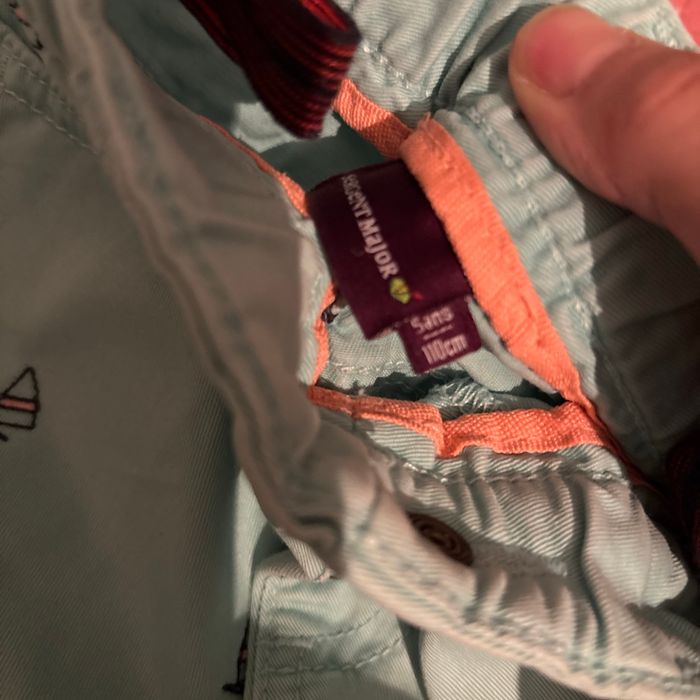 Vends lot de deux shorts de marque sergent major 5 ans très bon état - photo numéro 5