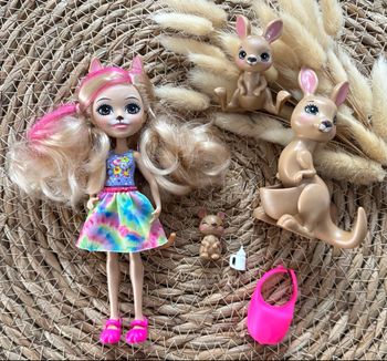 Enchantimals Kamilla le kangourou. Tote, Joey & Satchel