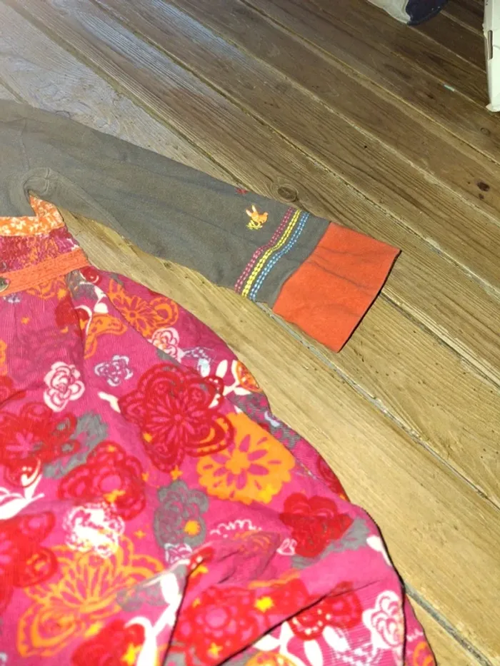 Robe taille 2 ans - photo numéro 2