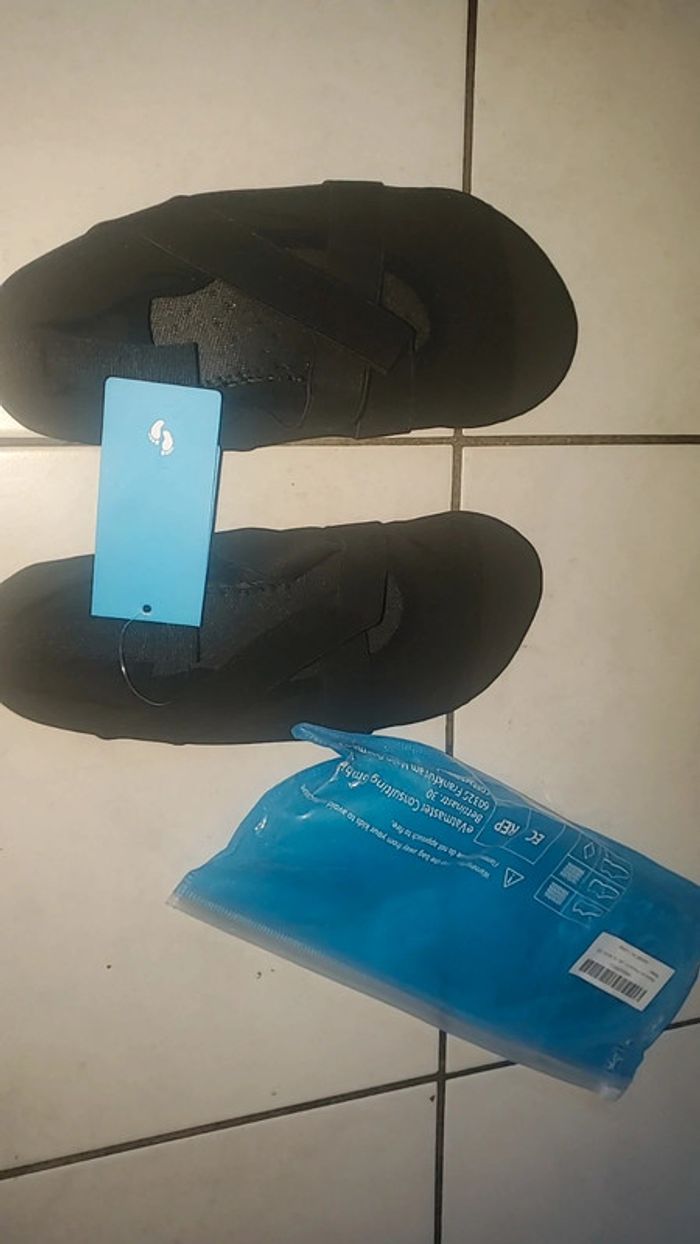 Chaussure aquatique femme - photo numéro 2